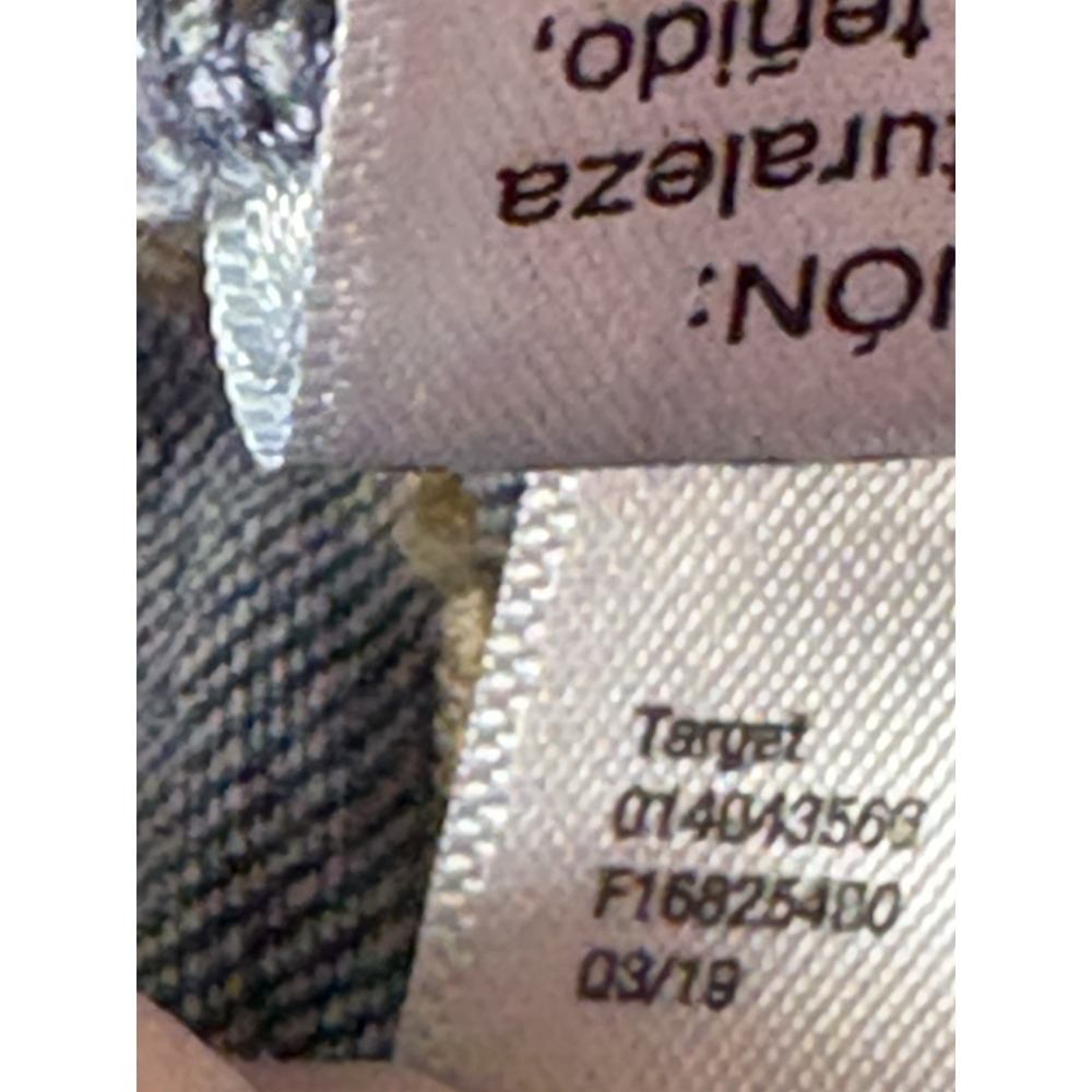 Universal Thread Women's Jeans Size 2/26 R High Rise Skinny Distressed Cuff - Picture 4 of 8
